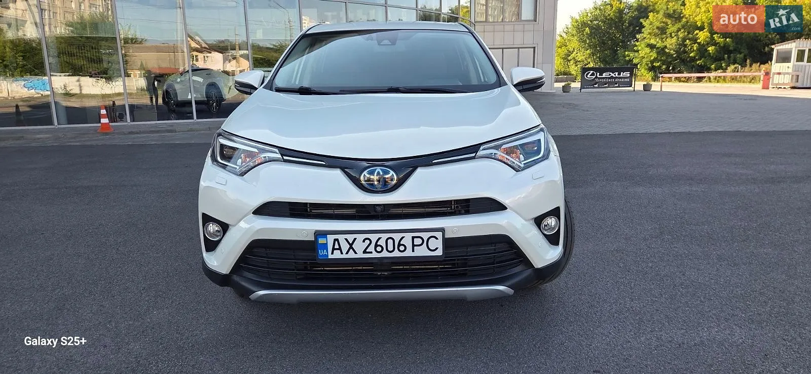 2016 Toyota RAV 4 - фото 1