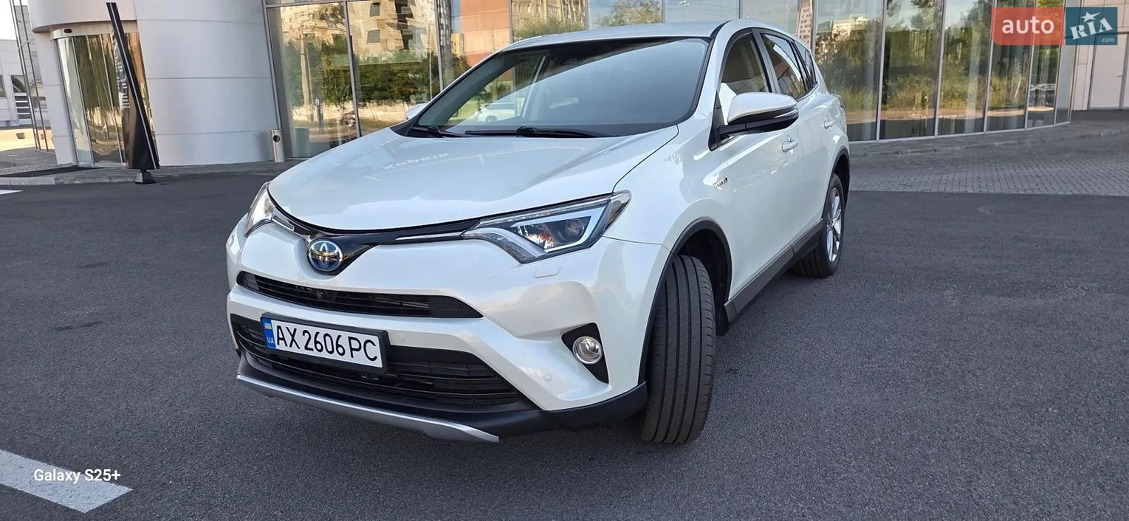 2016 Toyota RAV 4 - мініатюра 3