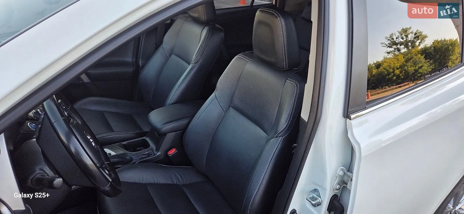 2016 Toyota RAV 4 - мініатюра 13