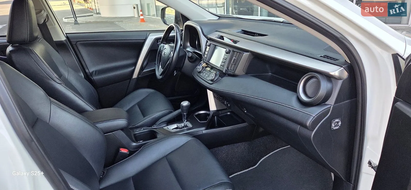 2016 Toyota RAV 4 - мініатюра 17