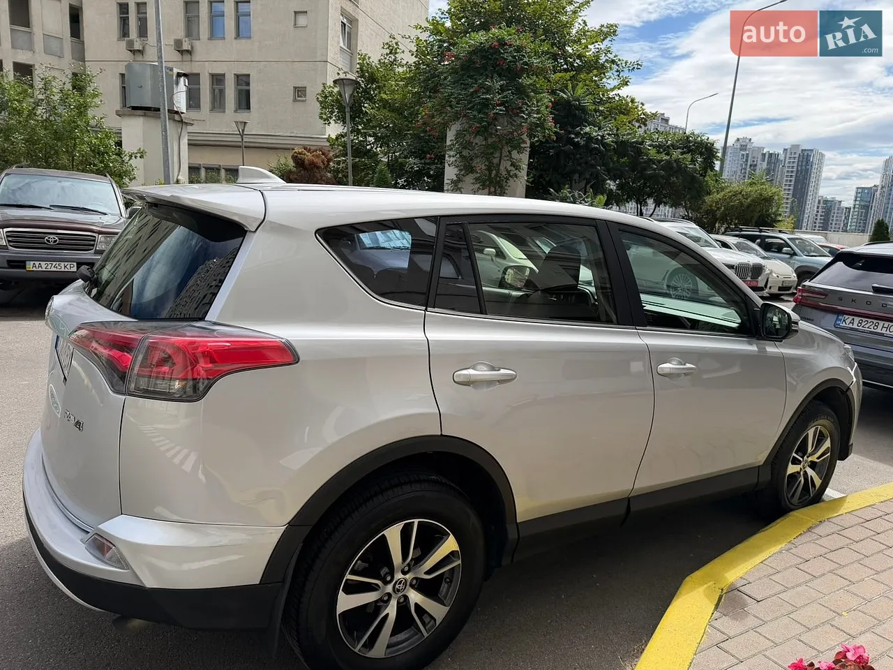 2017 Toyota RAV 4 - мініатюра 24