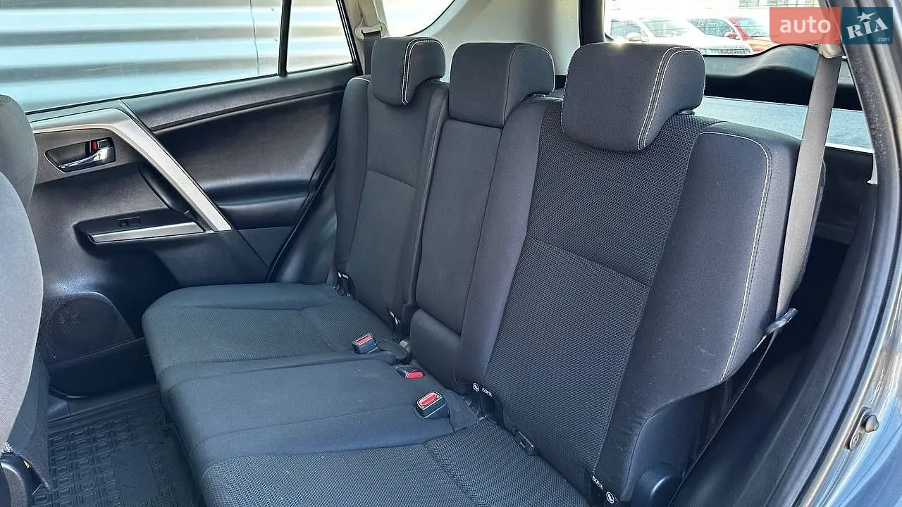 2018 Toyota RAV 4 - мініатюра 21