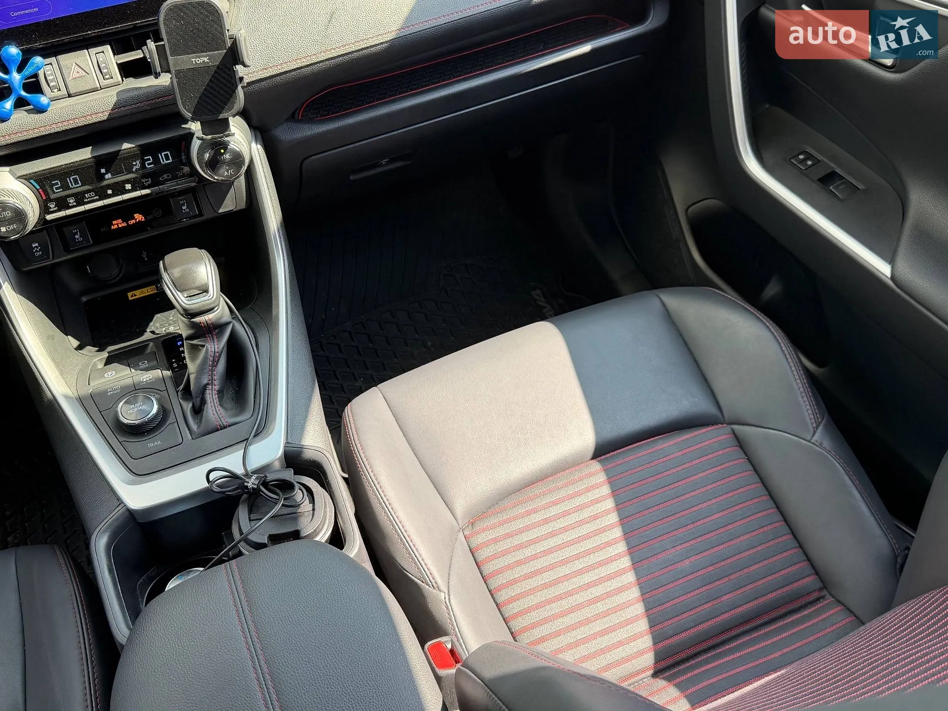 2023 Toyota RAV 4 - мініатюра 26
