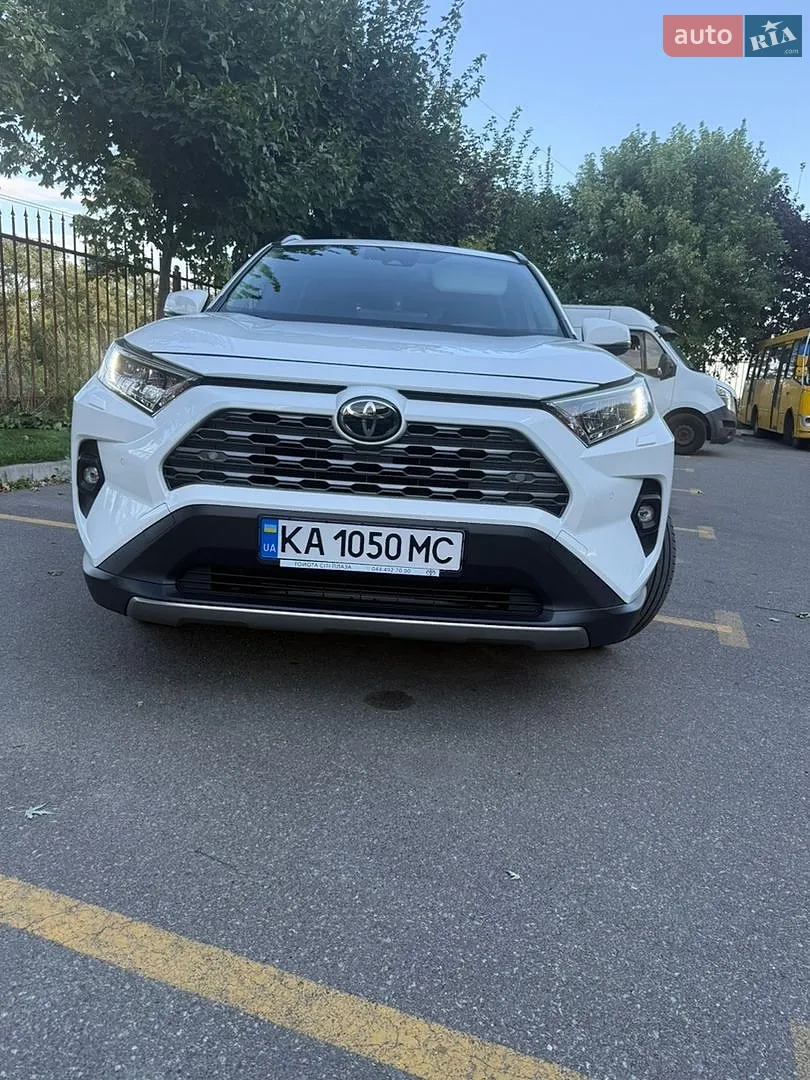 2023 Toyota RAV 4 - фото 1