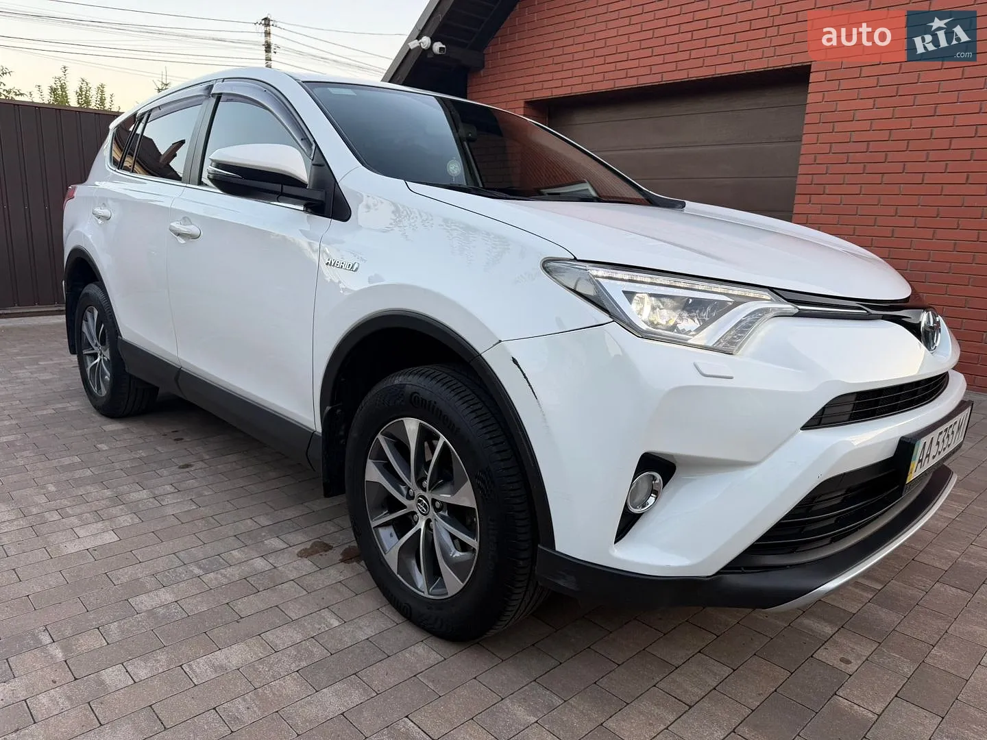 2017 Toyota RAV 4 - мініатюра 3