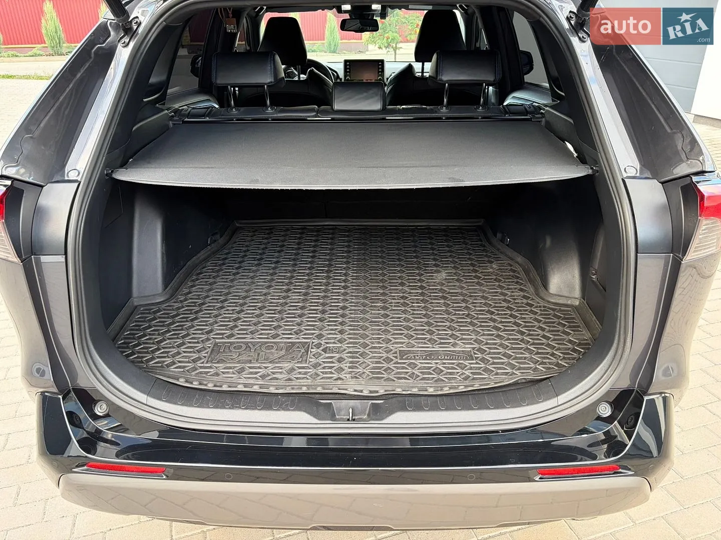 2019 Toyota RAV 4 - мініатюра 14