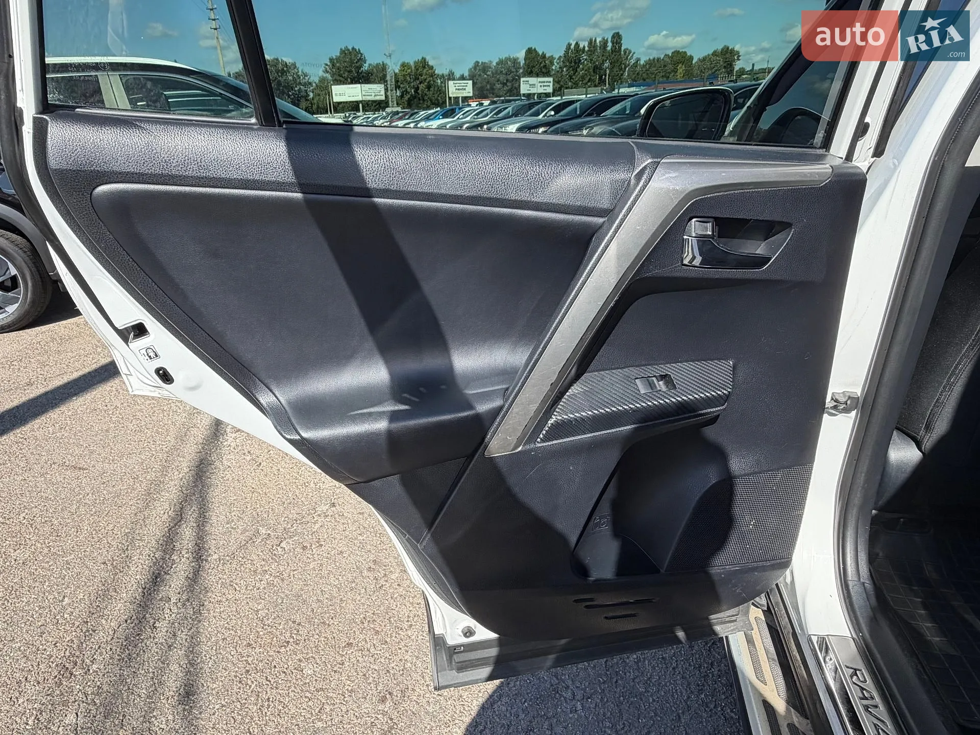 2013 Toyota RAV 4 - мініатюра 25
