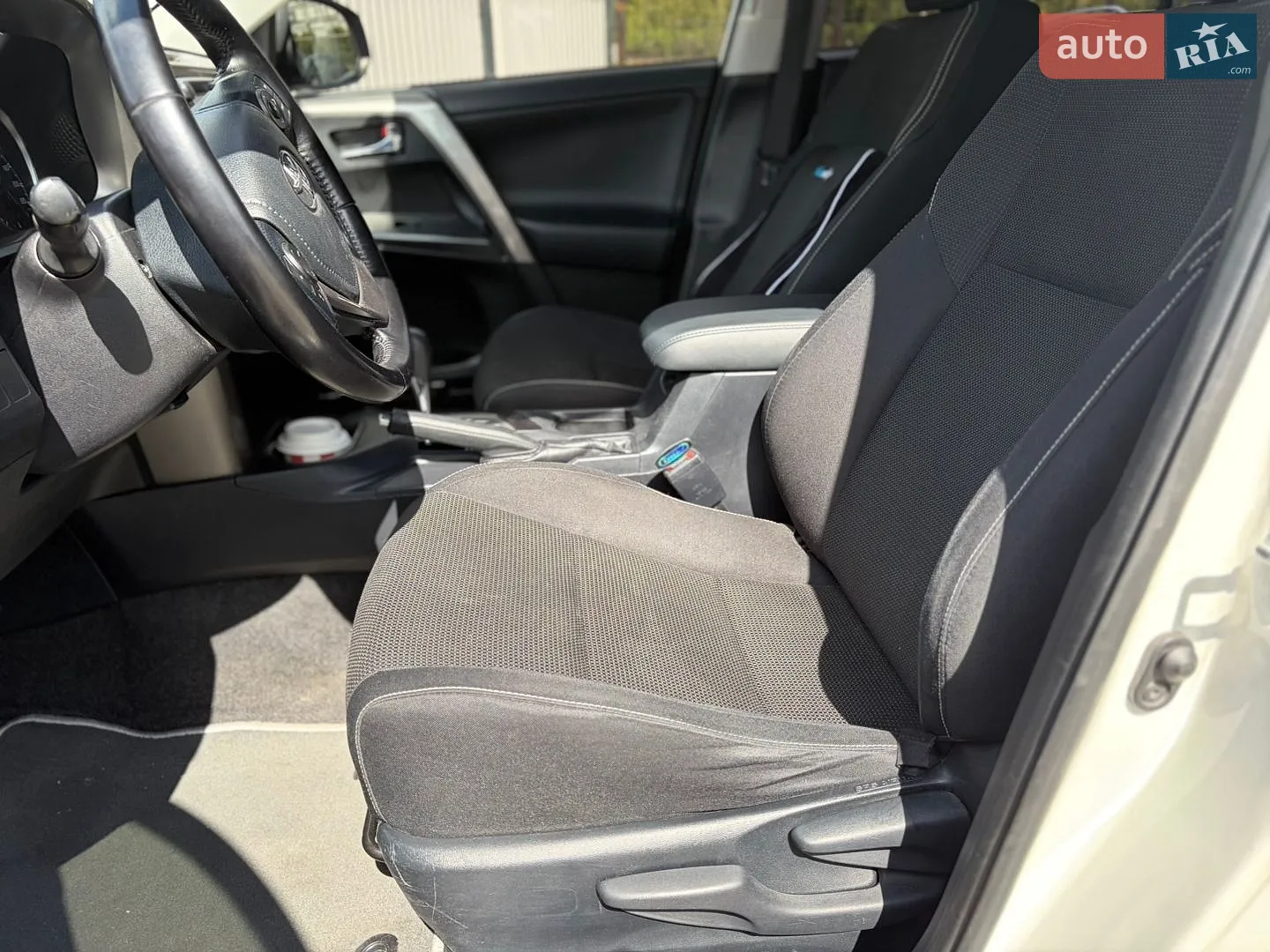 2016 Toyota RAV 4 - мініатюра 14