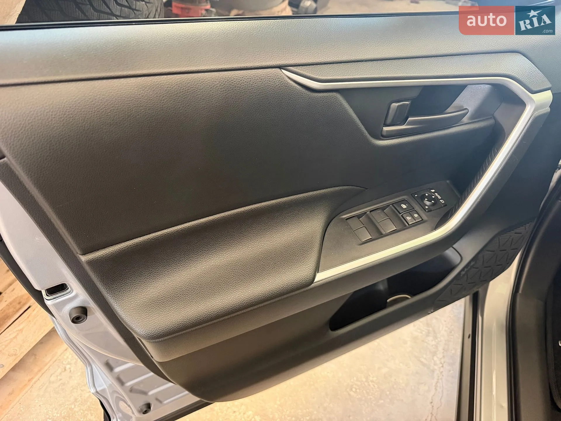 2021 Toyota RAV 4 - мініатюра 40