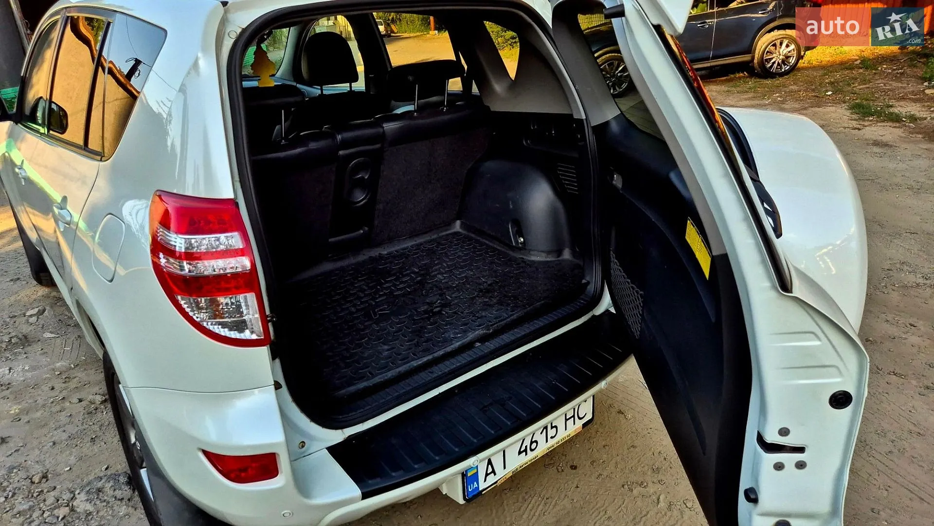 2012 Toyota RAV 4 - мініатюра 14