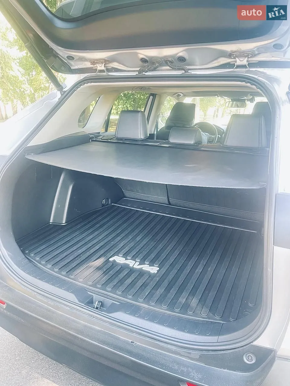 2019 Toyota RAV 4 - мініатюра 15