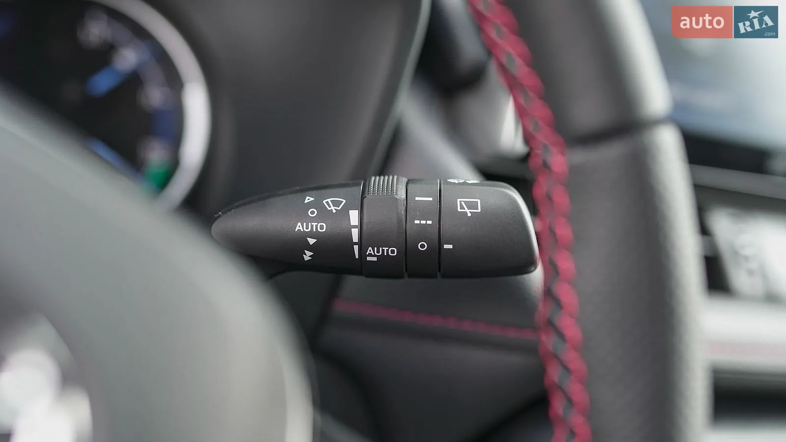 2021 Toyota RAV 4 - мініатюра 28