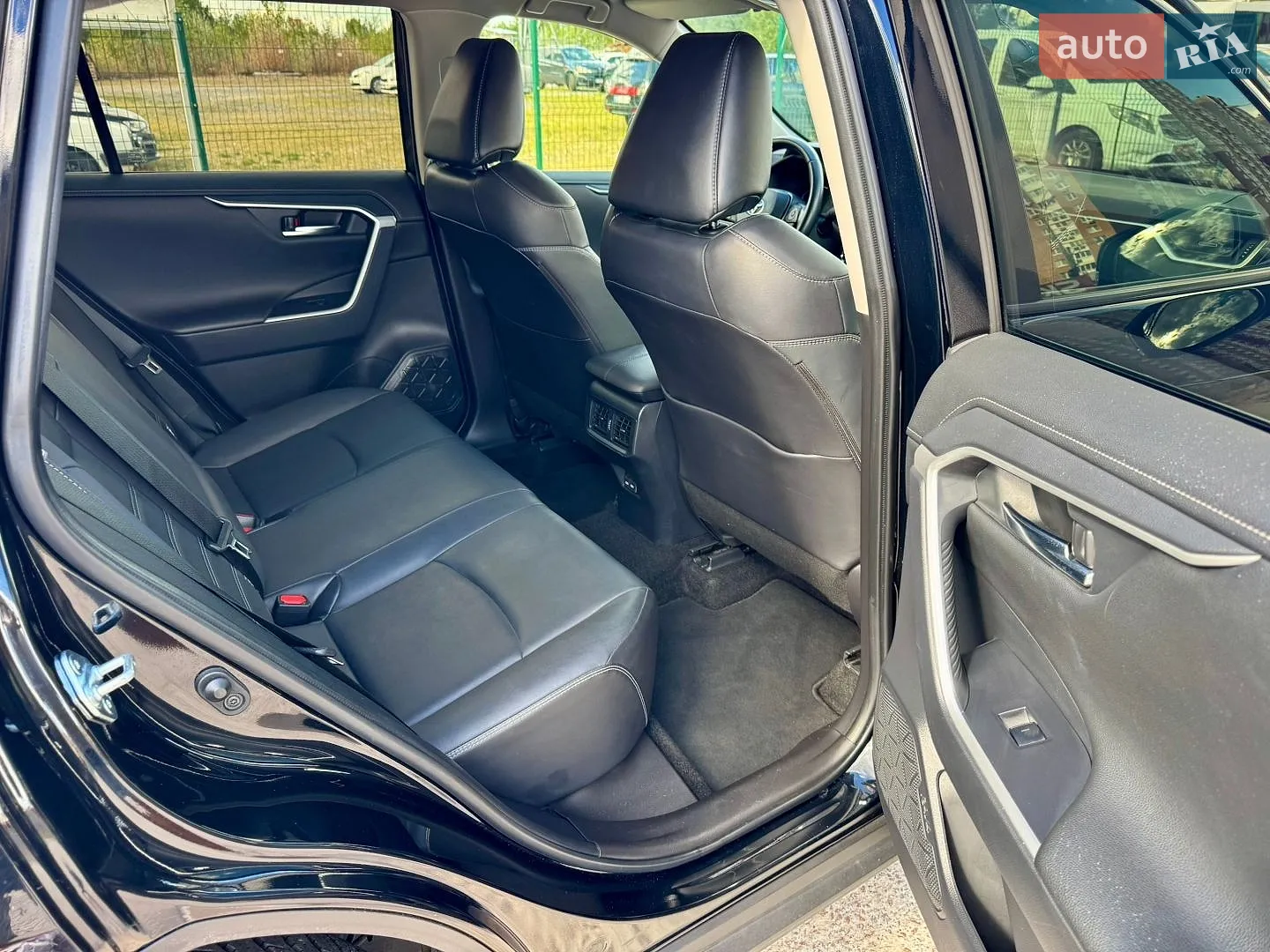 2021 Toyota RAV 4 - мініатюра 12
