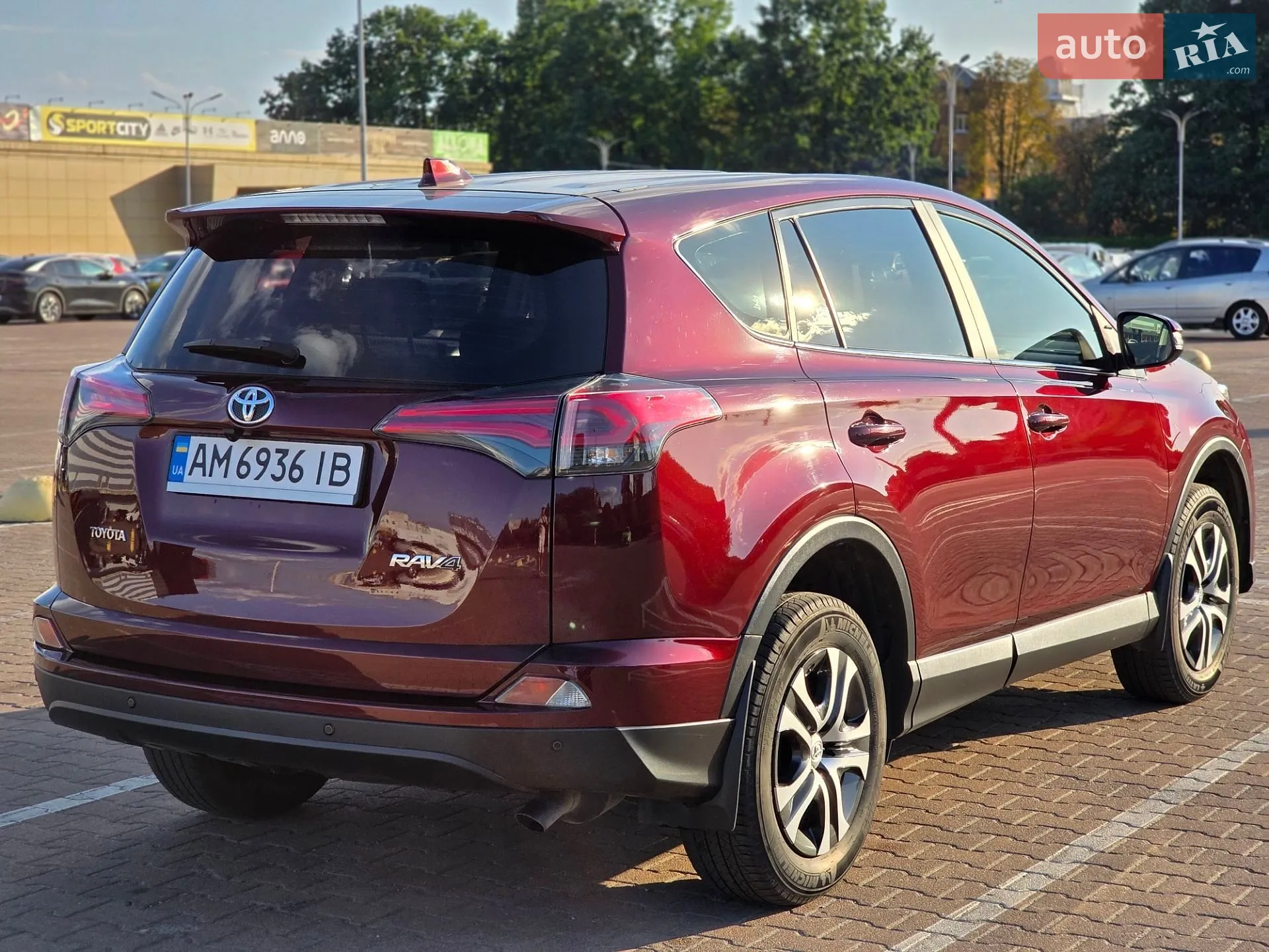 2017 Toyota RAV 4 - мініатюра 3