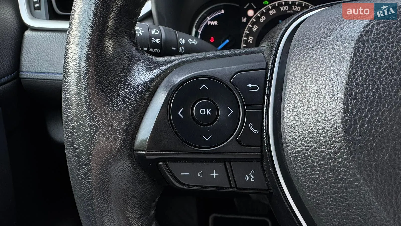2022 Toyota RAV 4 - мініатюра 17