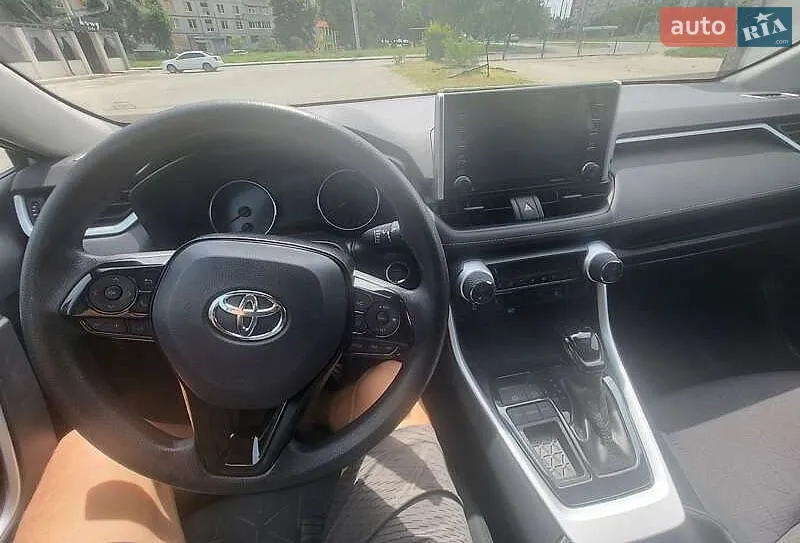 2019 Toyota RAV 4 - мініатюра 15
