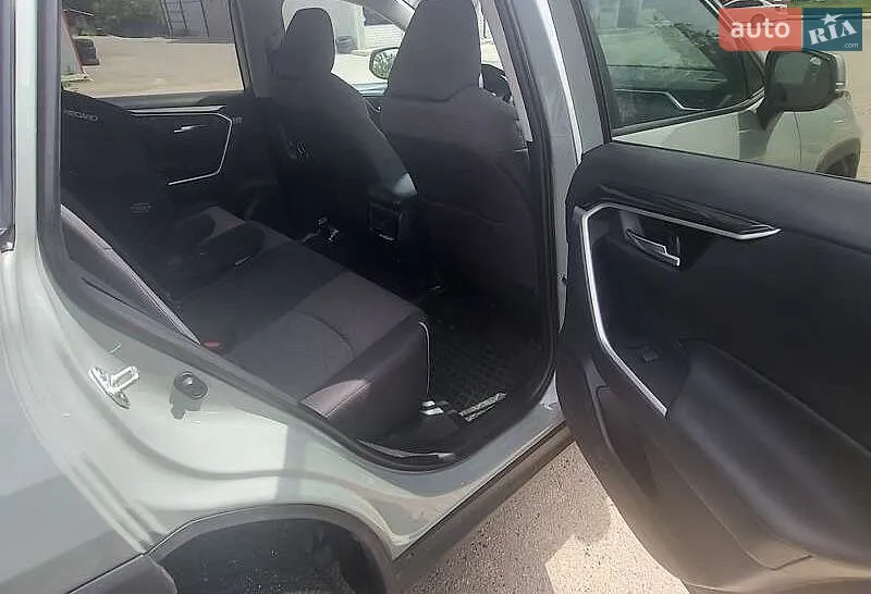 2019 Toyota RAV 4 - мініатюра 17