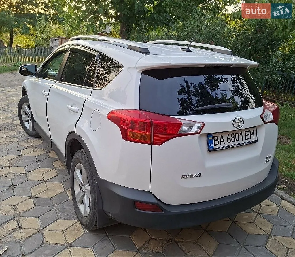 2013 Toyota RAV 4 - мініатюра 3