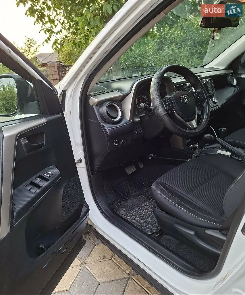 2013 Toyota RAV 4 - мініатюра 7