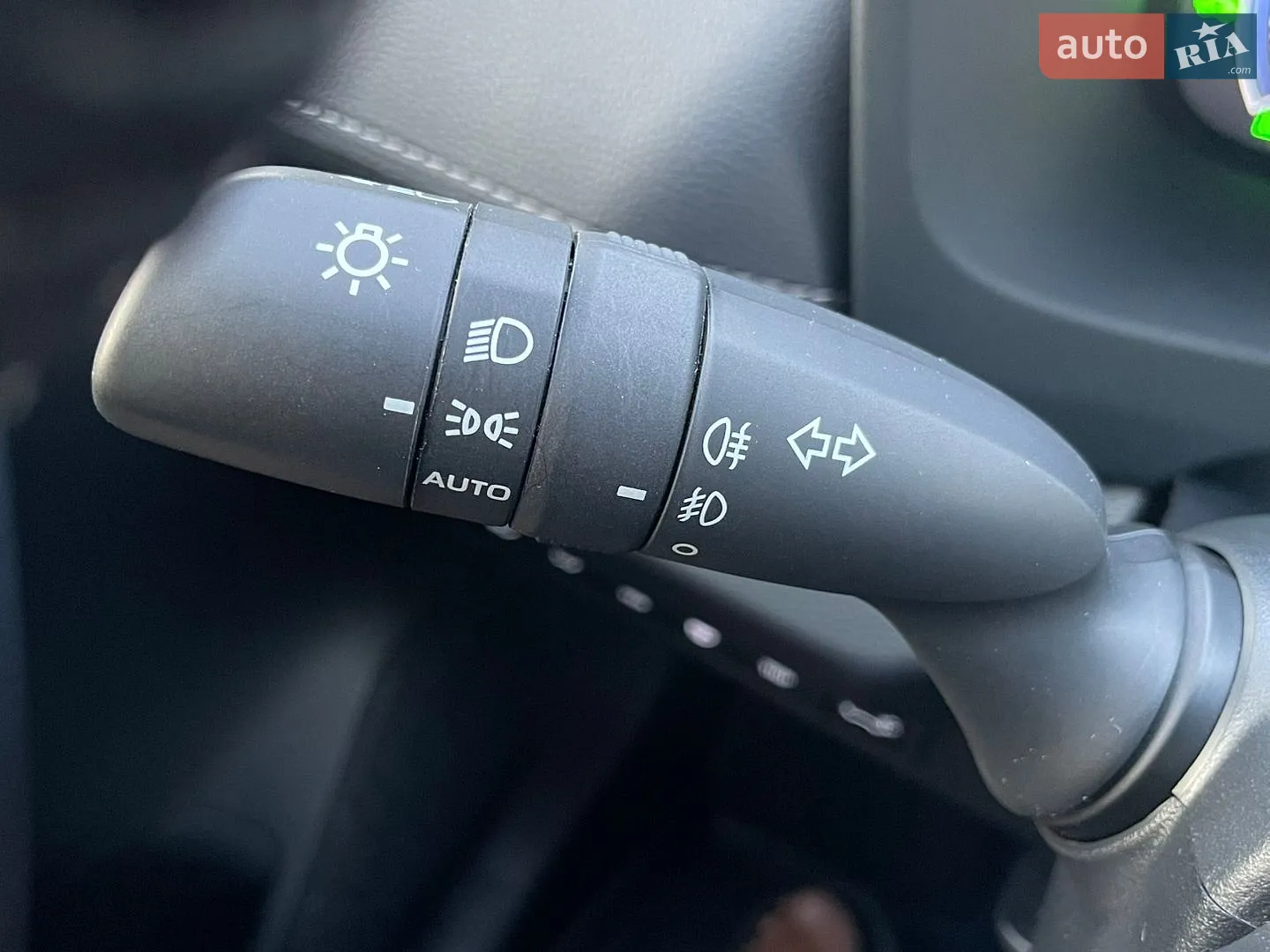 2025 Toyota RAV 4 - мініатюра 39