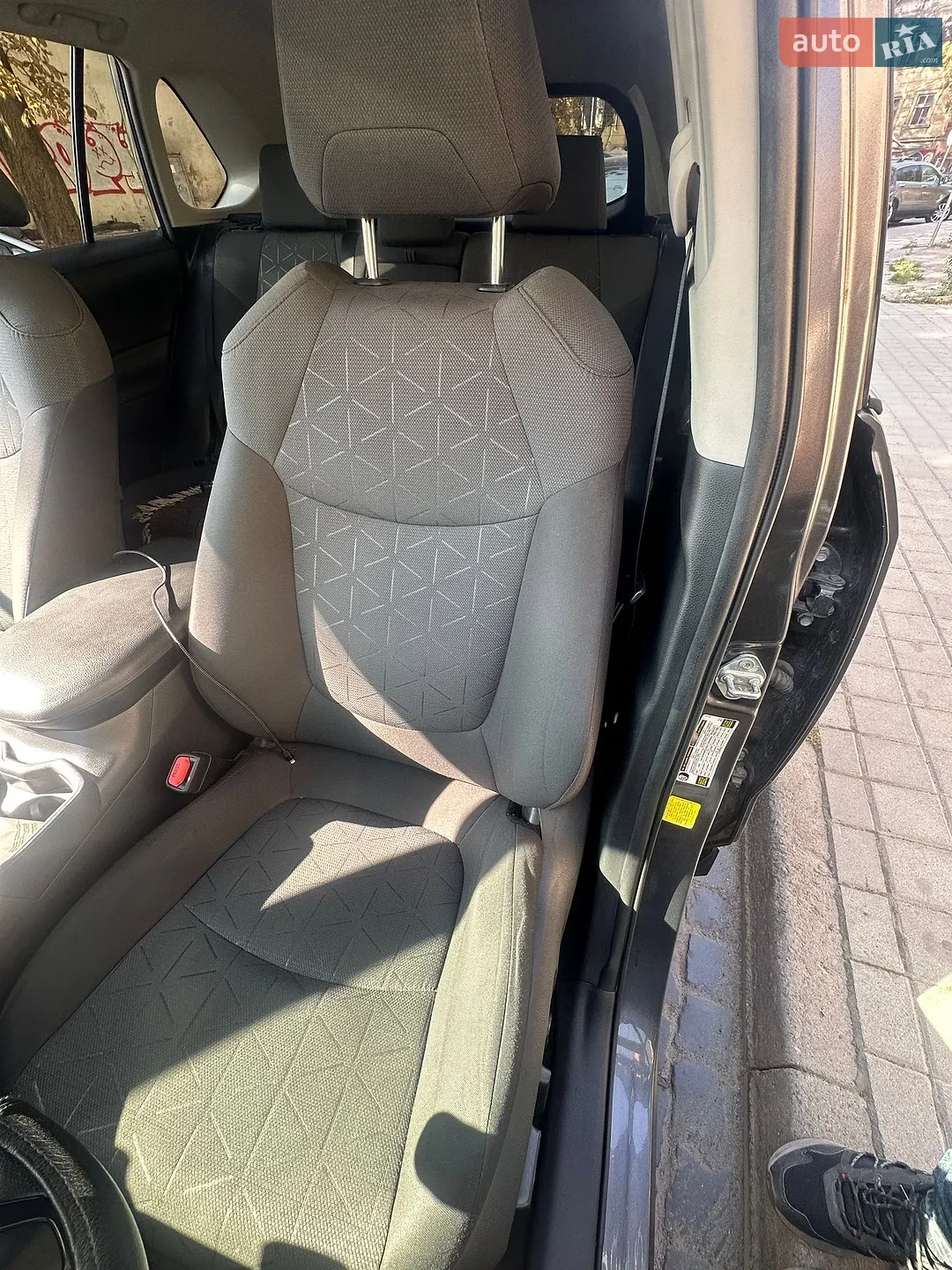 2020 Toyota RAV 4 - мініатюра 23
