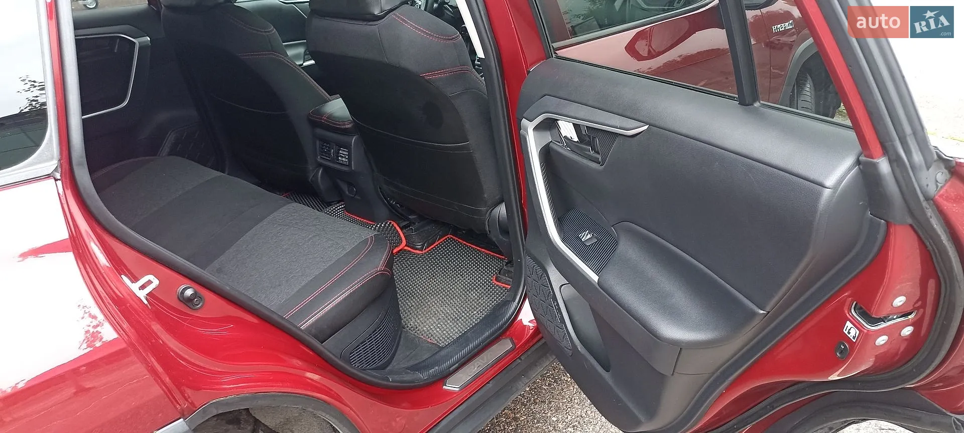 2019 Toyota RAV 4 - мініатюра 13