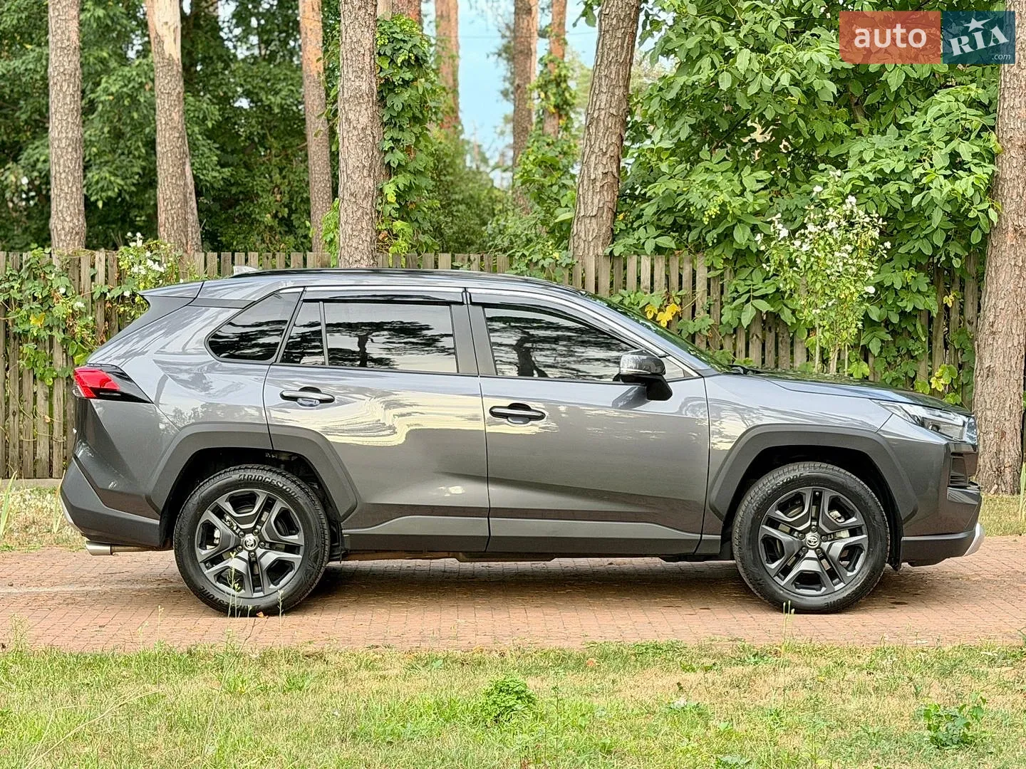 2022 Toyota RAV 4 - мініатюра 5