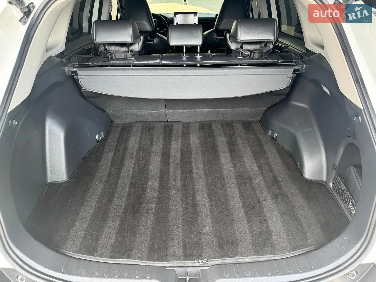 2019 Toyota RAV 4 - мініатюра 19