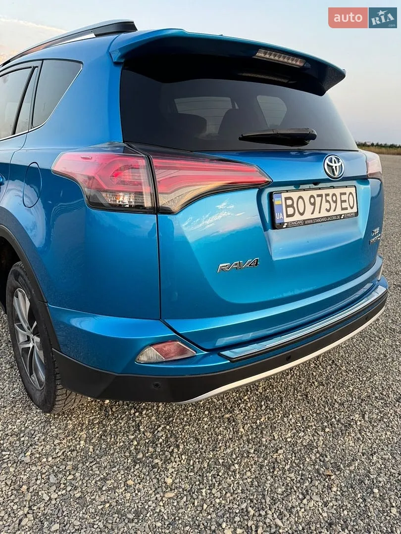 2016 Toyota RAV 4 - мініатюра 8