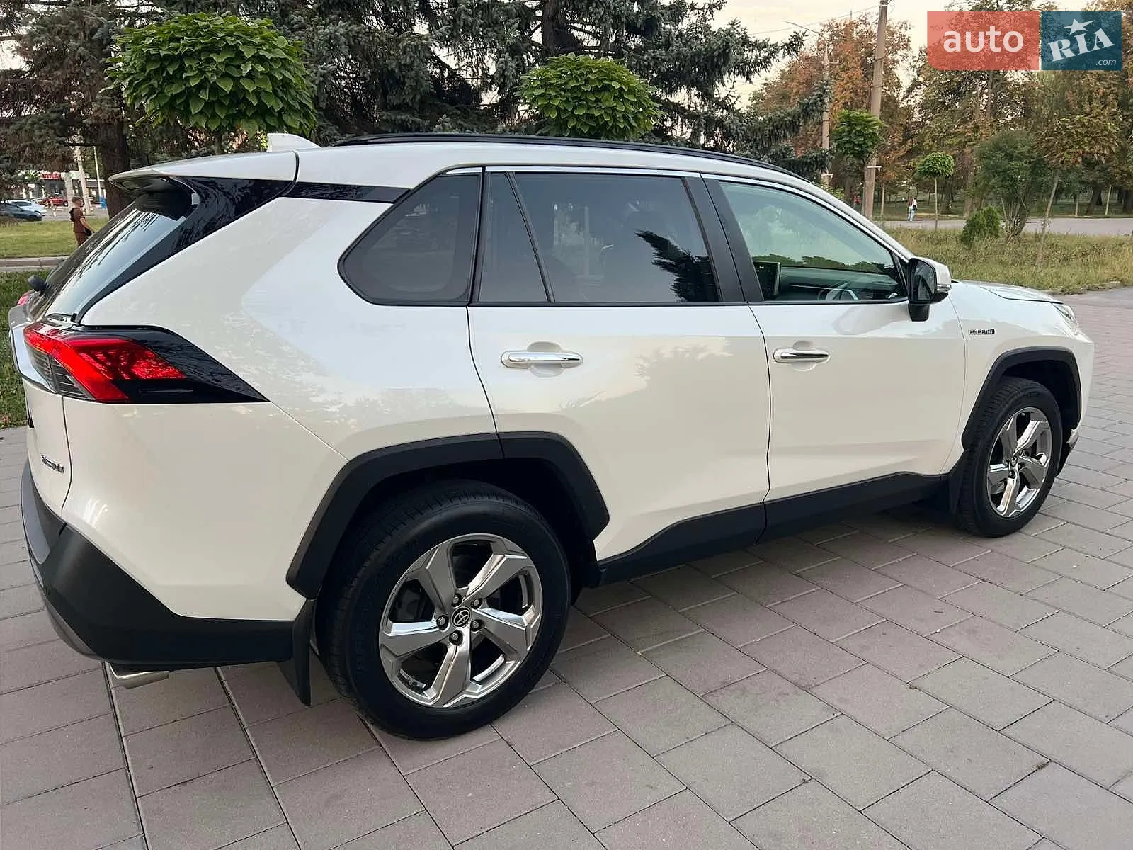 2020 Toyota RAV 4 - мініатюра 25