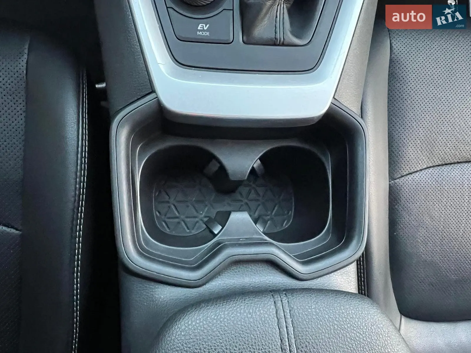 2020 Toyota RAV 4 - мініатюра 54