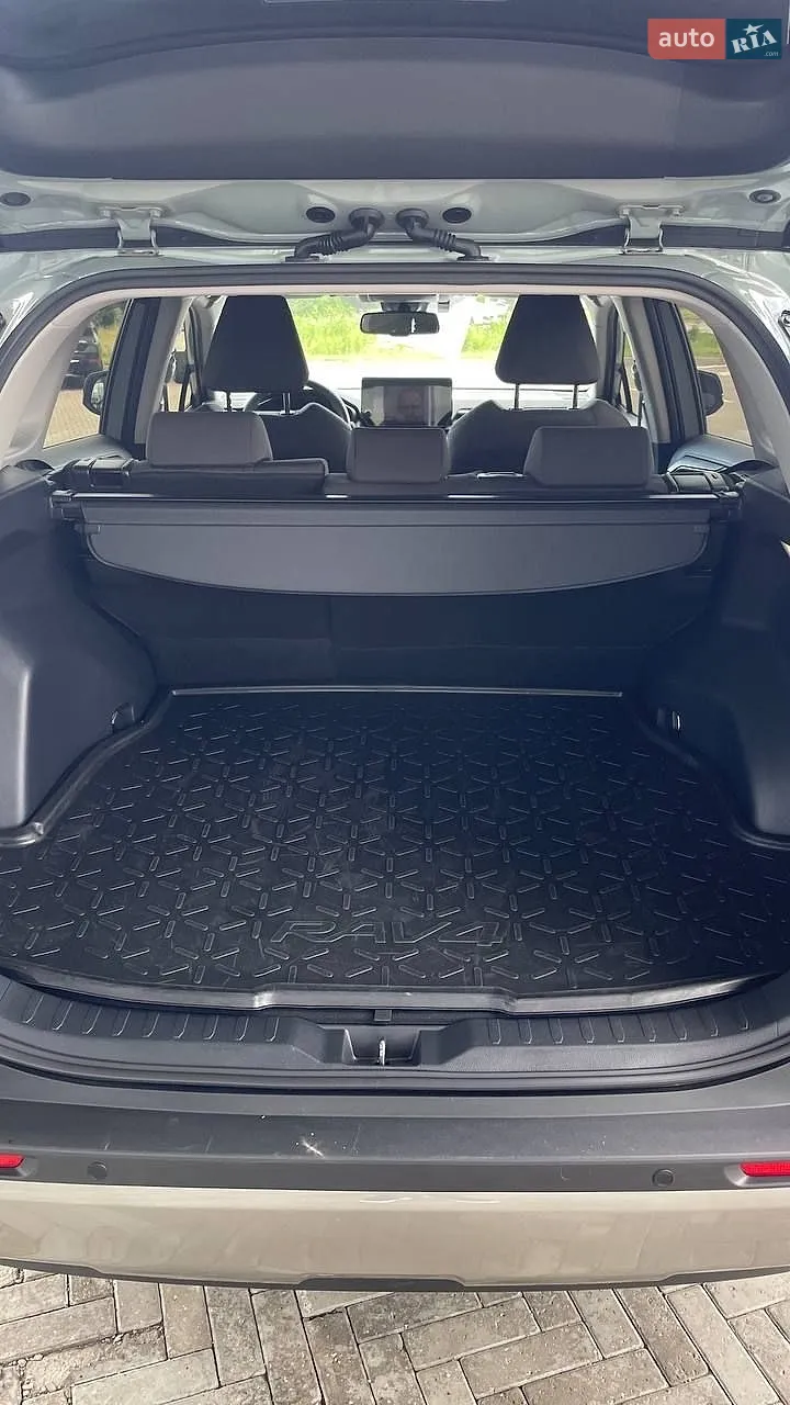 2024 Toyota RAV 4 - мініатюра 9