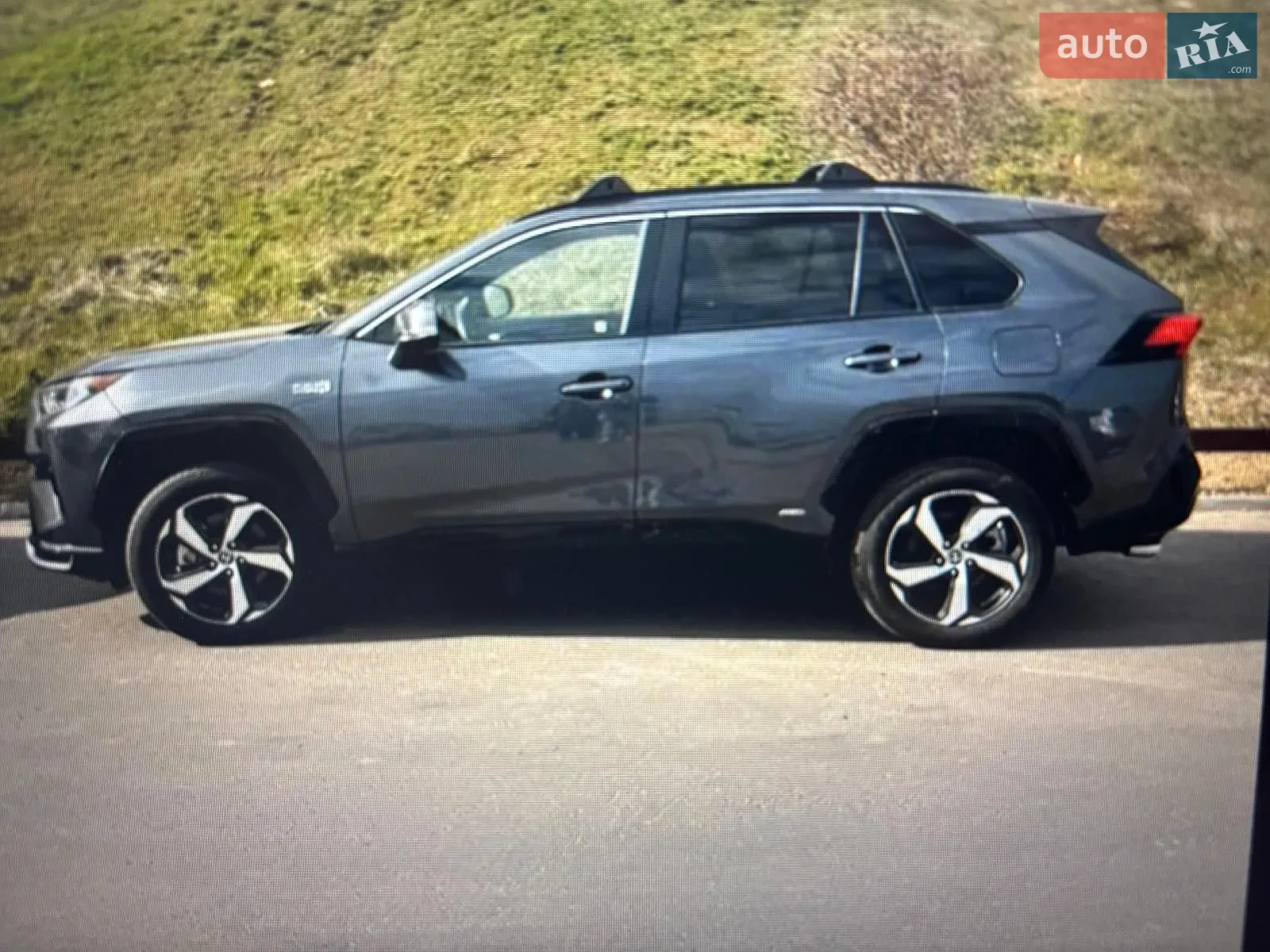 2021 Toyota RAV 4 - фото 1