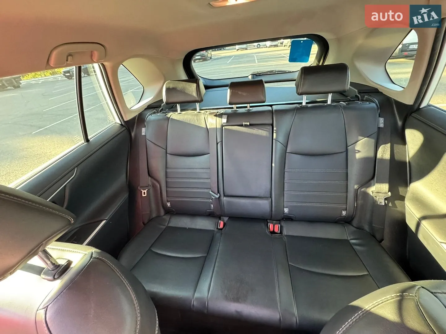 2019 Toyota RAV 4 - мініатюра 11