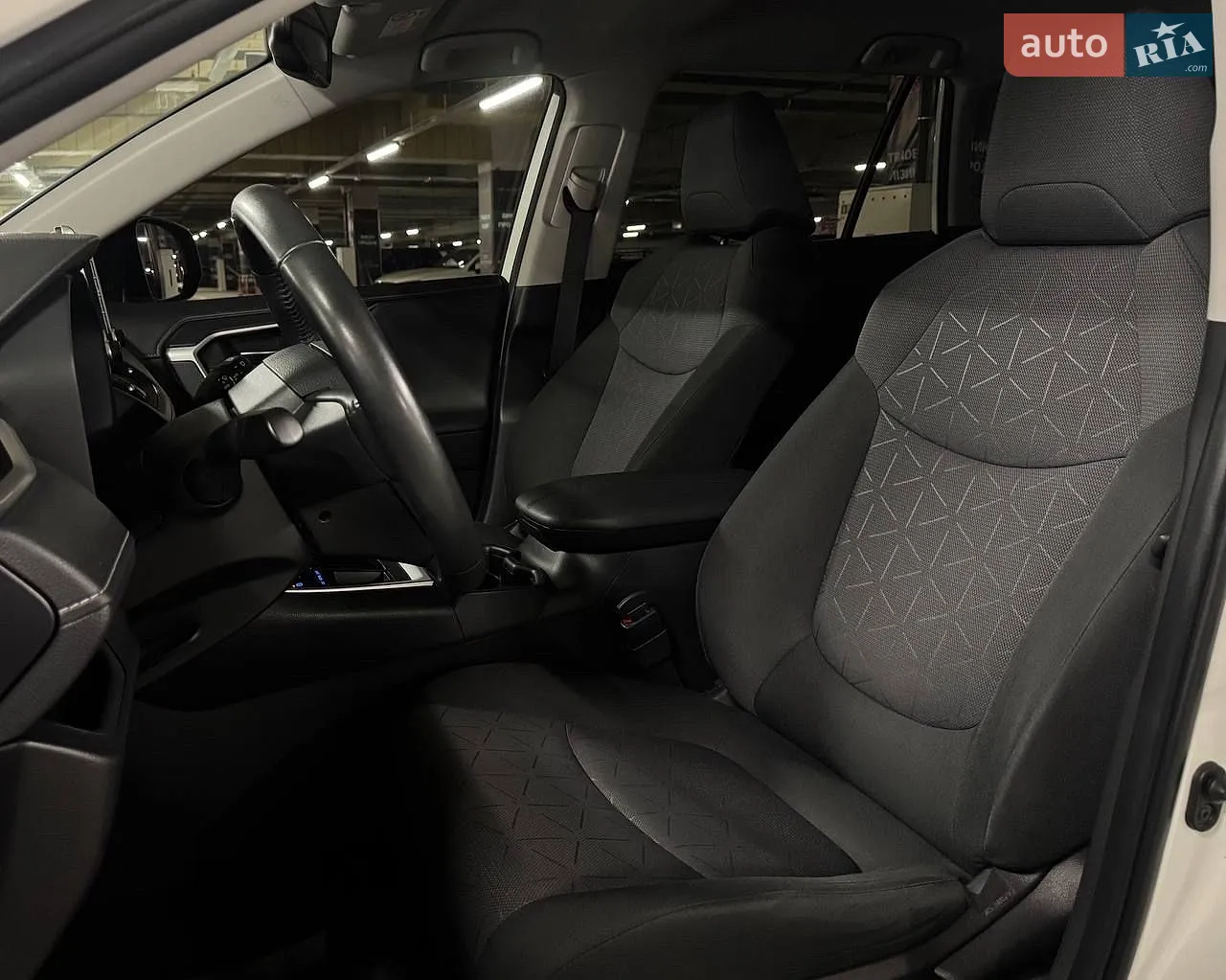 2021 Toyota RAV 4 - мініатюра 19