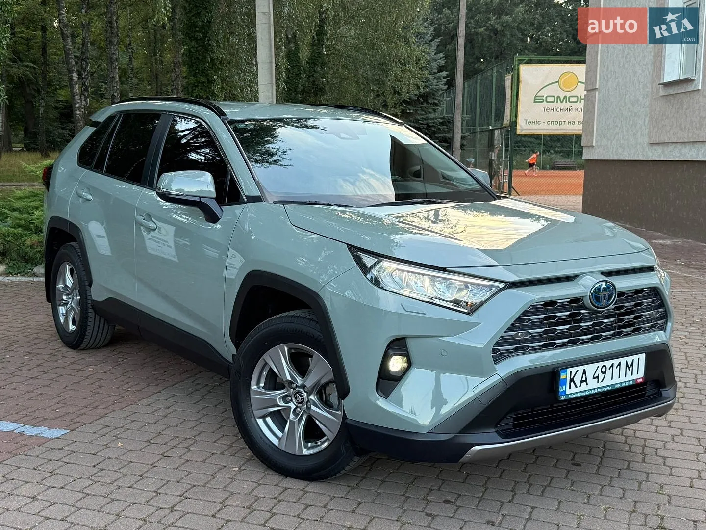 2024 Toyota RAV 4 - фото 1