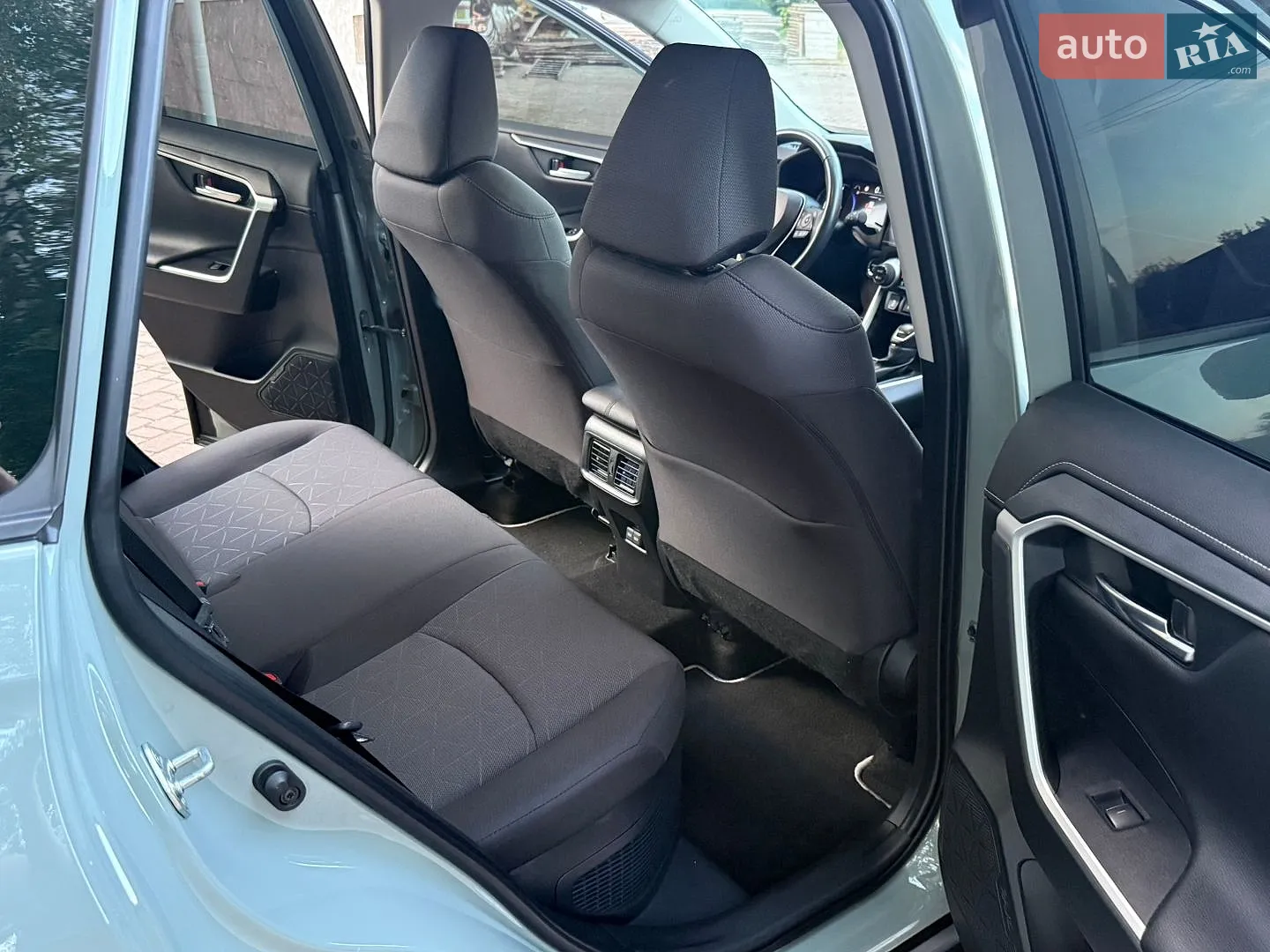 2024 Toyota RAV 4 - мініатюра 23