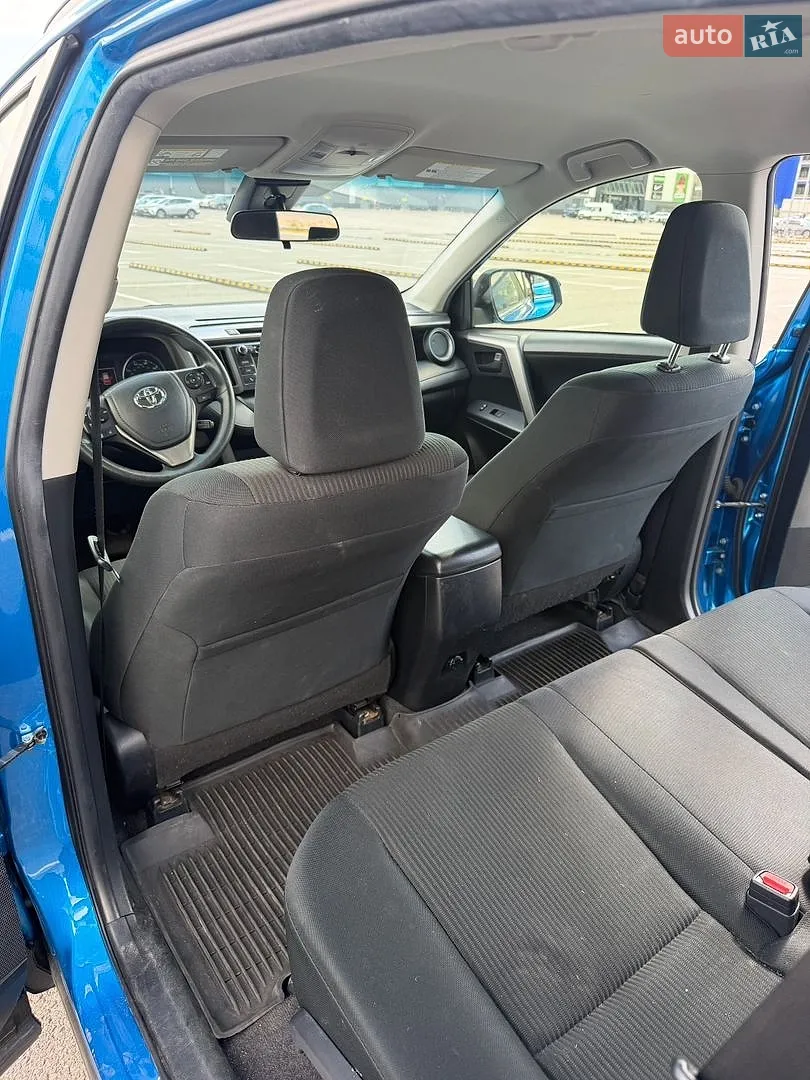 2016 Toyota RAV 4 - мініатюра 13