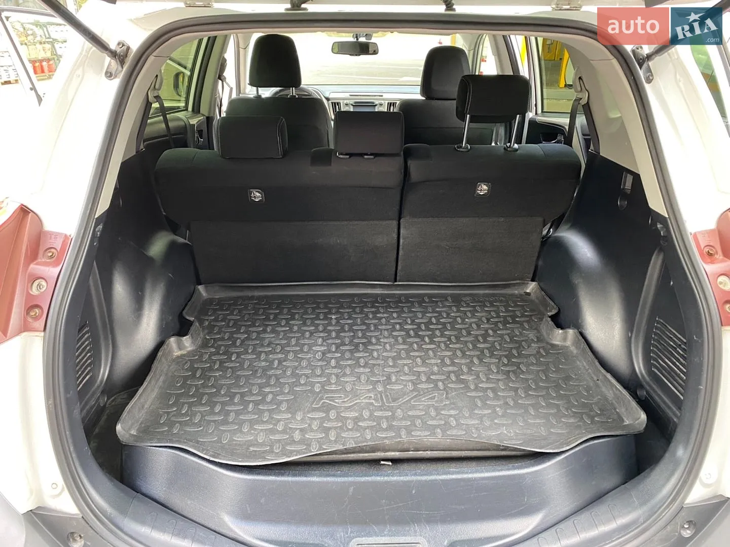 2013 Toyota RAV 4 - мініатюра 11
