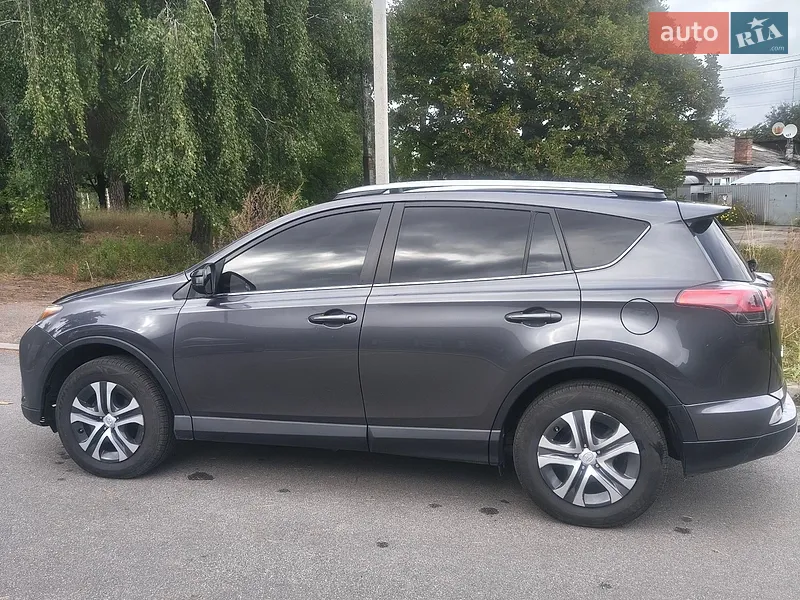 Toyota RAV4 2017