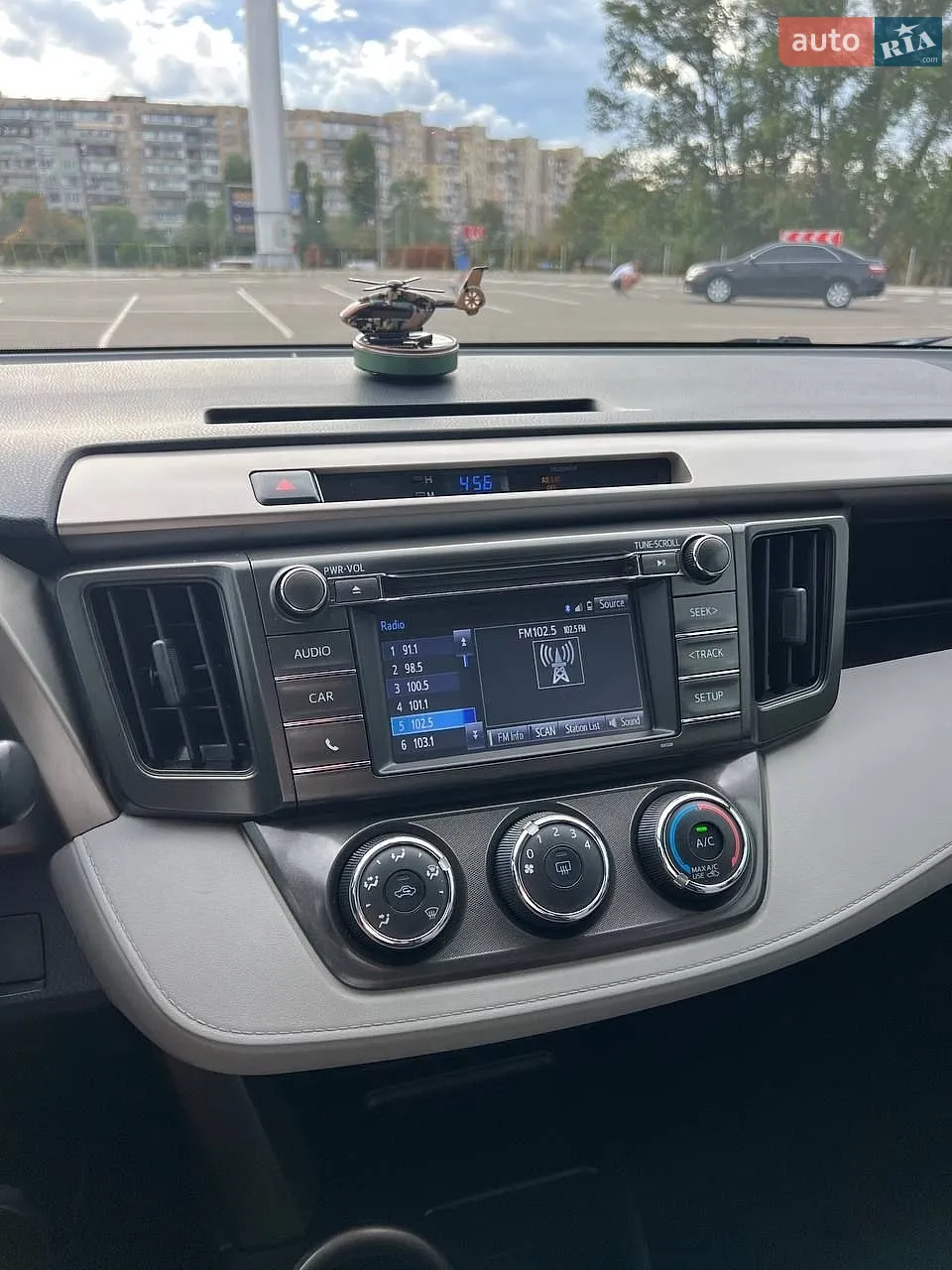 2015 Toyota RAV 4 - мініатюра 17