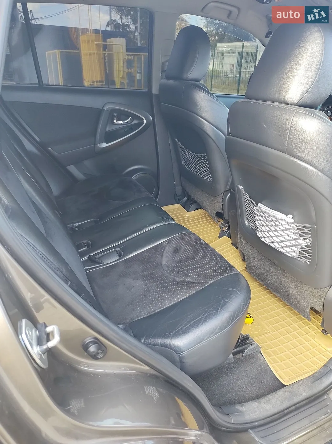 2010 Toyota RAV 4 - мініатюра 11