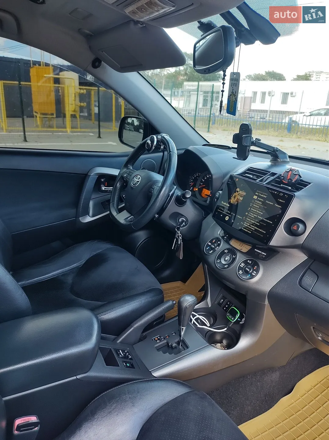 2010 Toyota RAV 4 - мініатюра 12