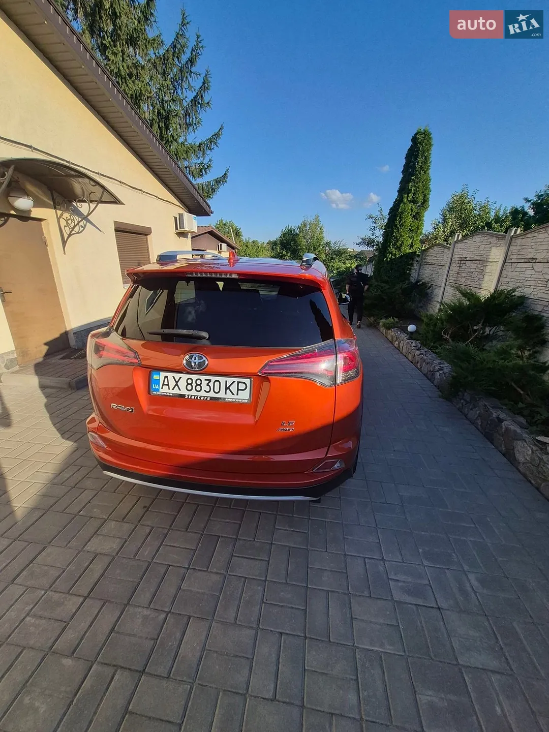 2016 Toyota RAV 4 - мініатюра 2