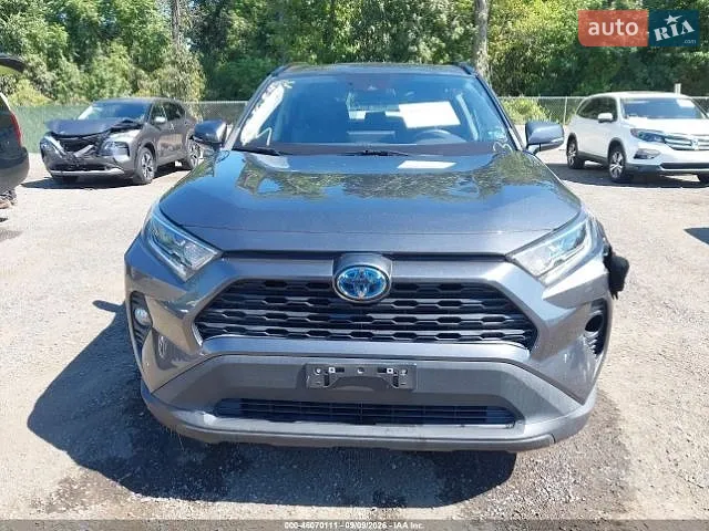 Toyota RAV4 2021