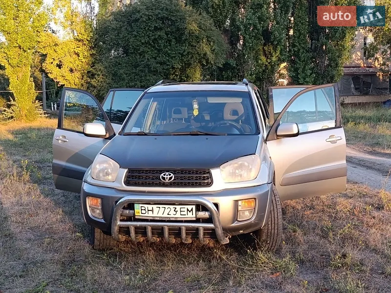 Toyota RAV4 2003