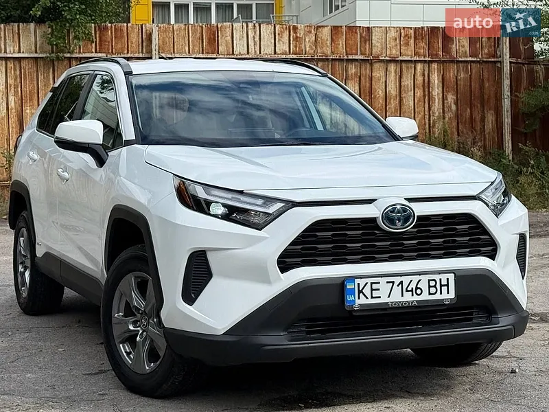 Toyota RAV4 2025