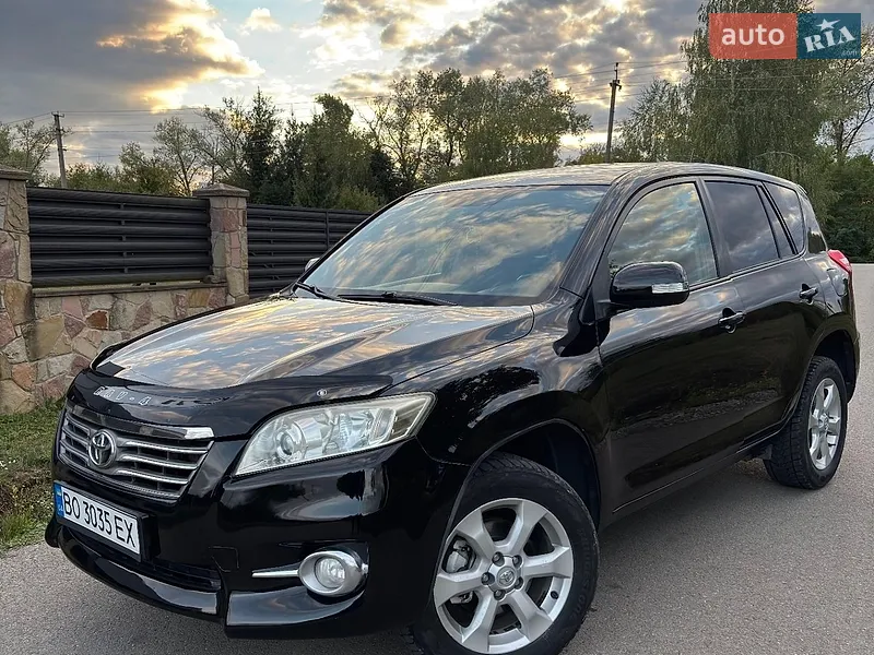Toyota RAV4 2011