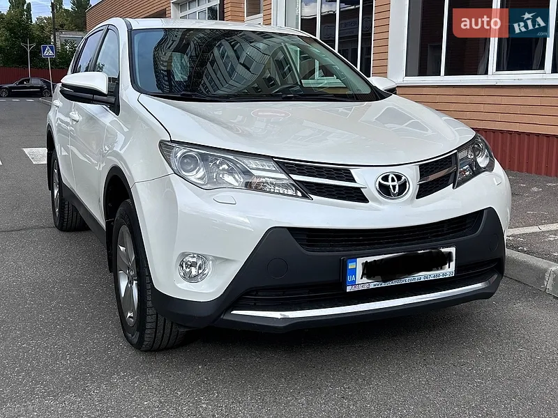 Toyota RAV4 2015