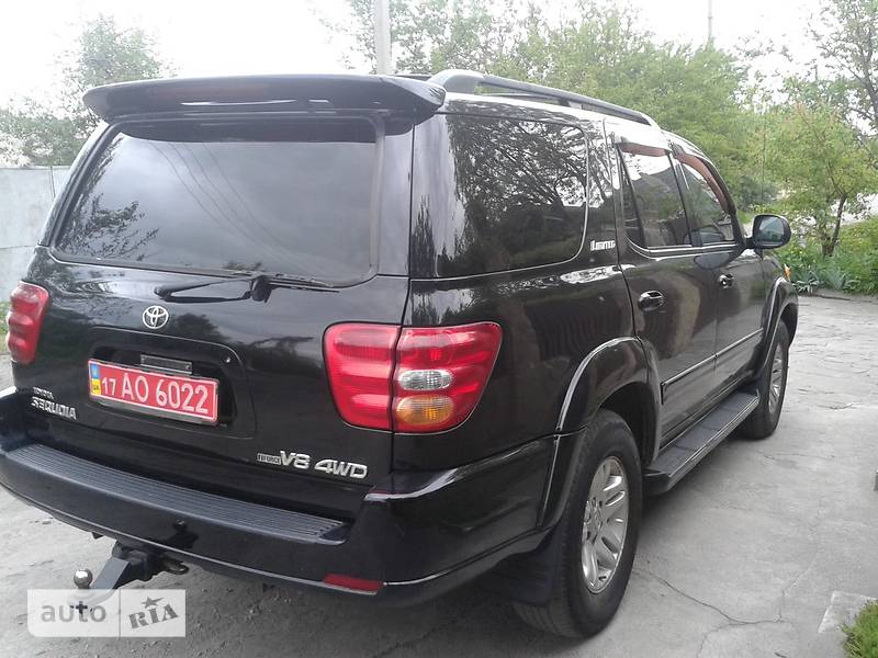 Внедорожник / Кроссовер Toyota Sequoia 2004 в Днепре